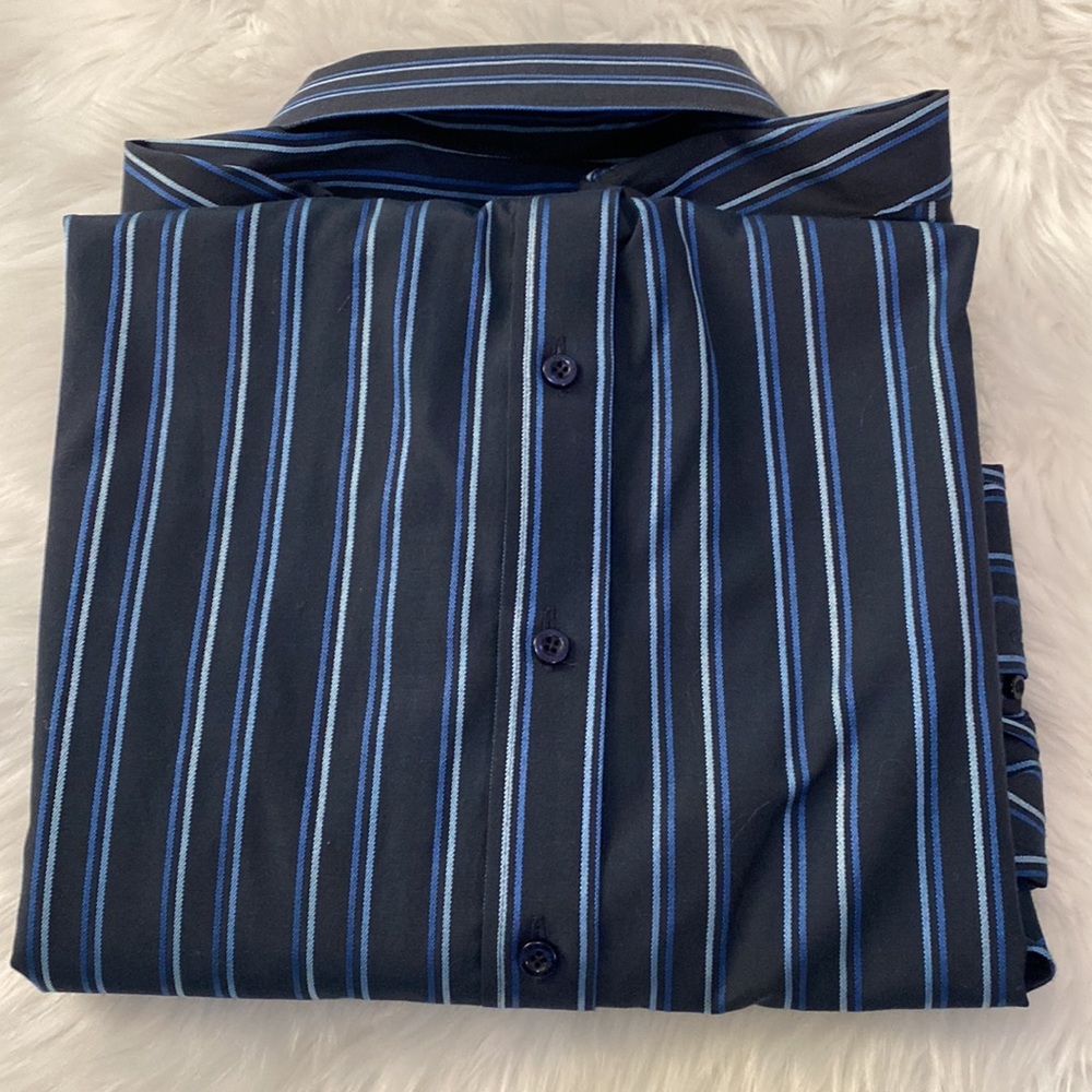 MEN DRESS SHIRT - Picture 2 of 2
